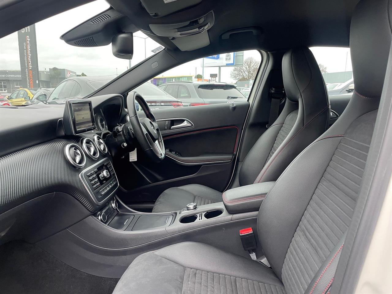 2014 Mercedes-Benz A 180