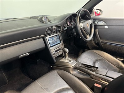 2005 Porsche 911 - Thumbnail