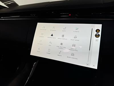 2024 Land Rover Range Rover - Thumbnail