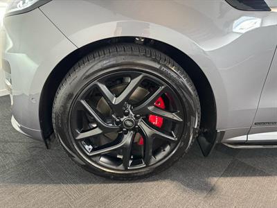 2024 Land Rover Range Rover - Thumbnail