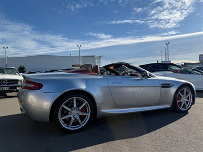 2008 Aston Martin Vantage - Thumbnail