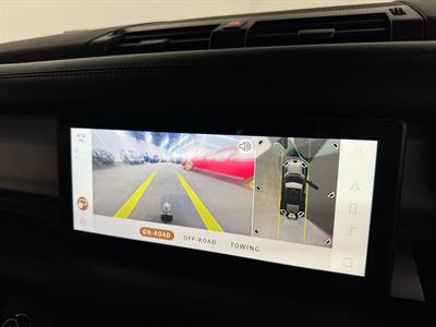 2021 Land Rover Defender - Thumbnail