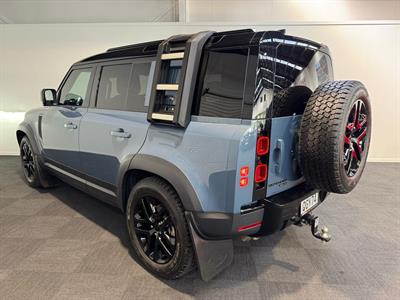 2021 Land Rover Defender - Thumbnail