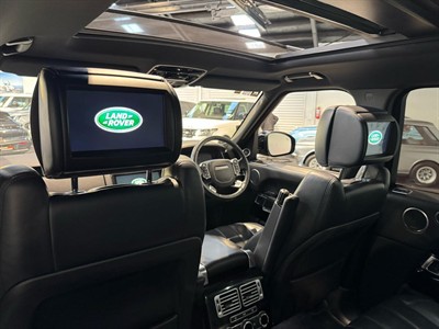 2018 Land Rover Range Rover - Thumbnail