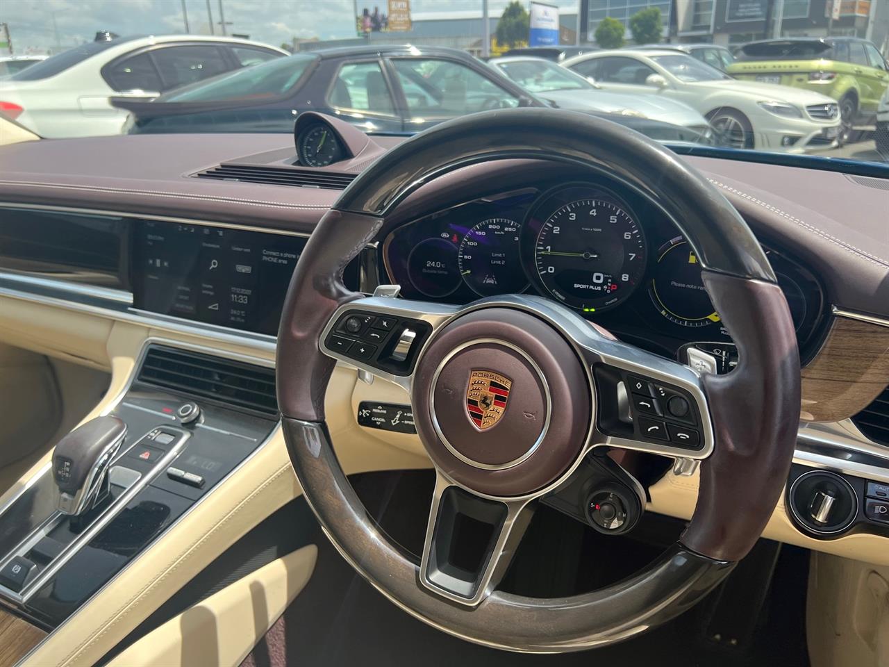 2017 Porsche Panamera