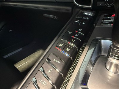 2014 Porsche Panamera - Thumbnail