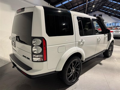 2015 Land Rover Discovery - Thumbnail