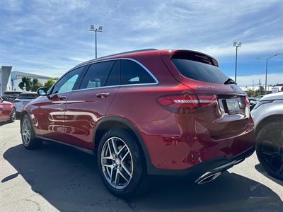 2016 Mercedes-Benz GLC 250 - Thumbnail