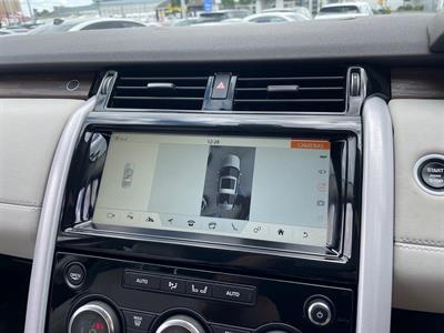 2018 Land Rover Discovery - Thumbnail