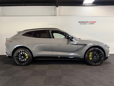 2022 Aston Martin DBX - Thumbnail