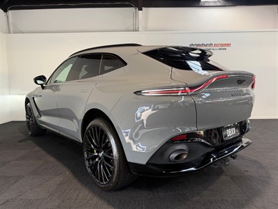 2022 Aston Martin DBX - Thumbnail
