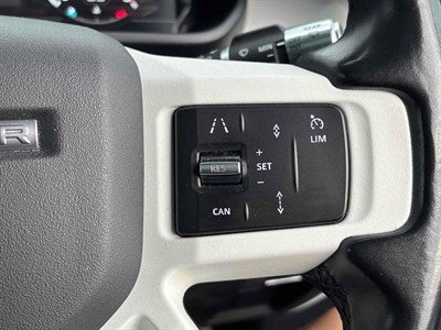 2021 Land Rover Defender - Thumbnail