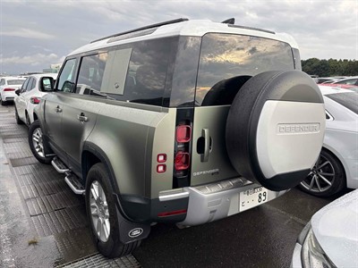 2021 Land Rover Defender - Thumbnail