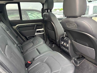 2021 Land Rover Defender - Thumbnail