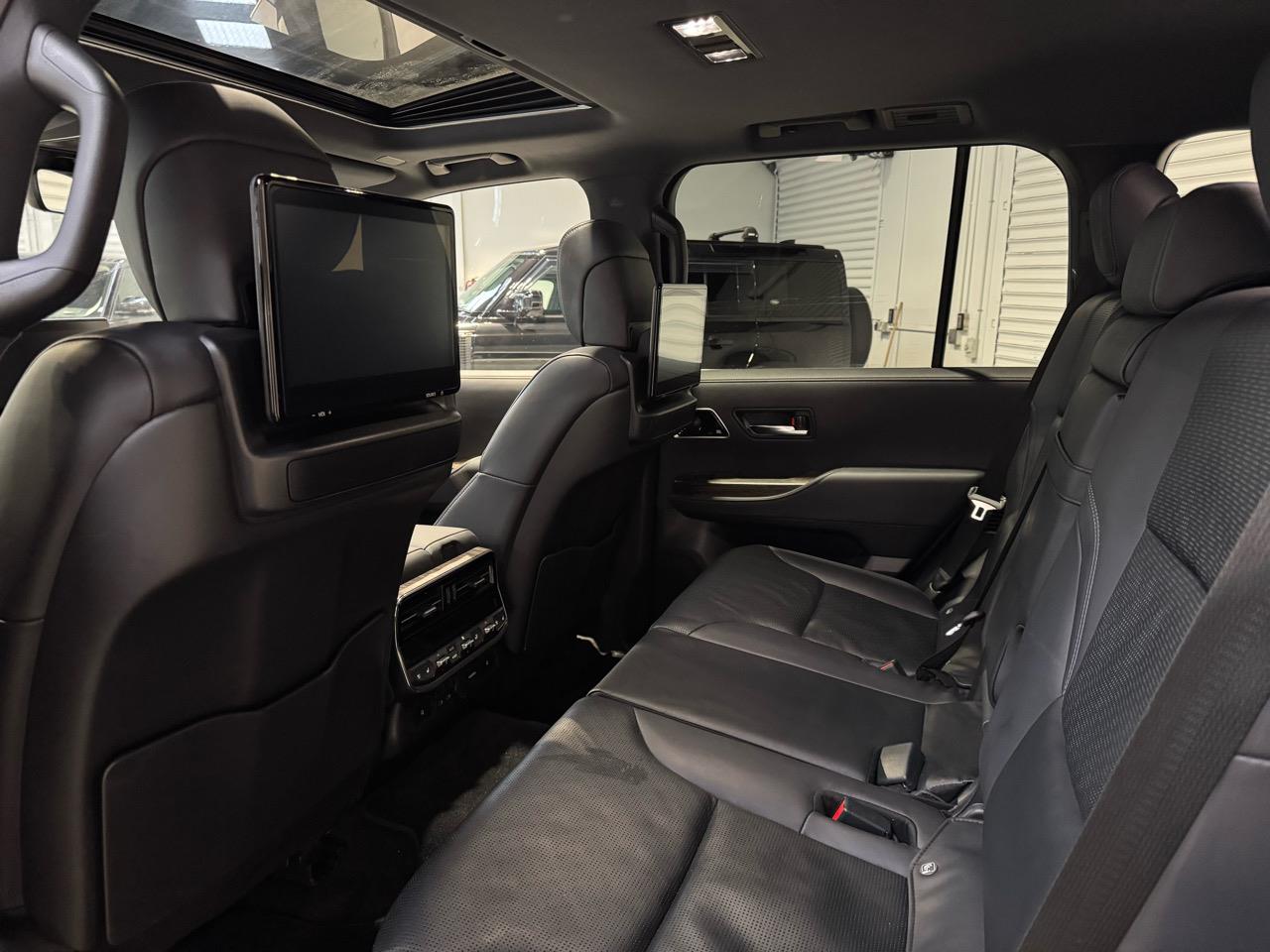 2023 Toyota Landcruiser