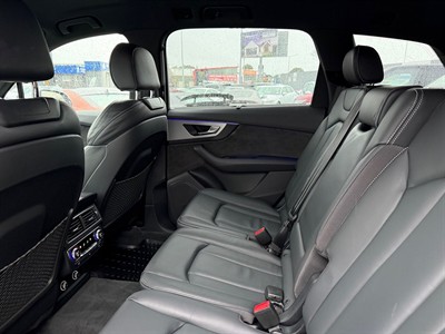 2017 Audi Q7 - Thumbnail