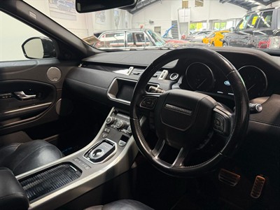 2017 Land Rover Range Rover - Thumbnail