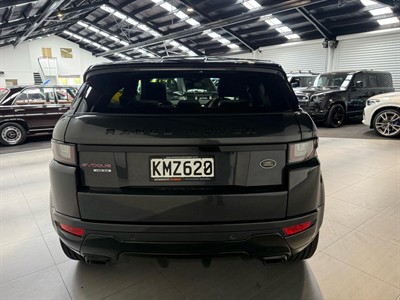 2017 Land Rover Range Rover - Thumbnail
