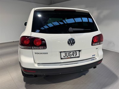 2007 Volkswagen Touareg - Thumbnail