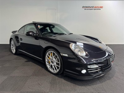 2011 Porsche 911 - Thumbnail