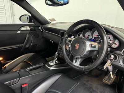 2011 Porsche 911 - Thumbnail