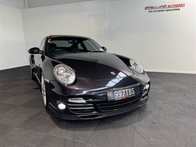 2011 Porsche 911 - Thumbnail