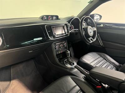 2014 Volkswagen Beetle - Thumbnail