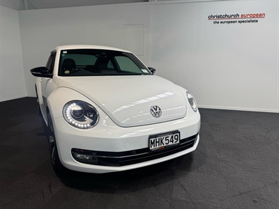 2014 Volkswagen Beetle - Thumbnail