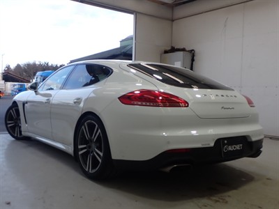2014 Porsche Panamera - Thumbnail