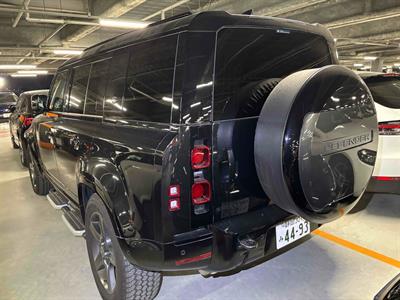 2023 Land Rover Defender - Thumbnail