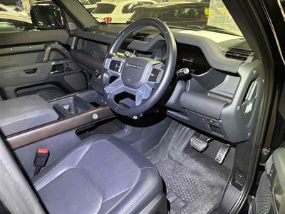 2023 Land Rover Defender - Thumbnail