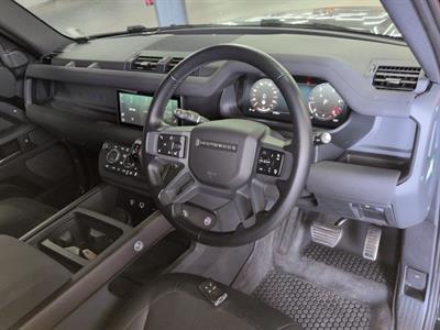 2023 Land Rover Defender - Thumbnail