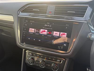 2018 Volkswagen Tiguan - Thumbnail