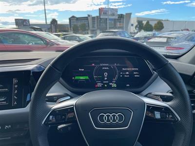 2022 Audi E-Tron - Thumbnail