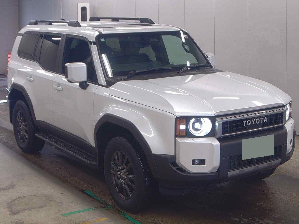 2025 Toyota Land Cruiser Prado