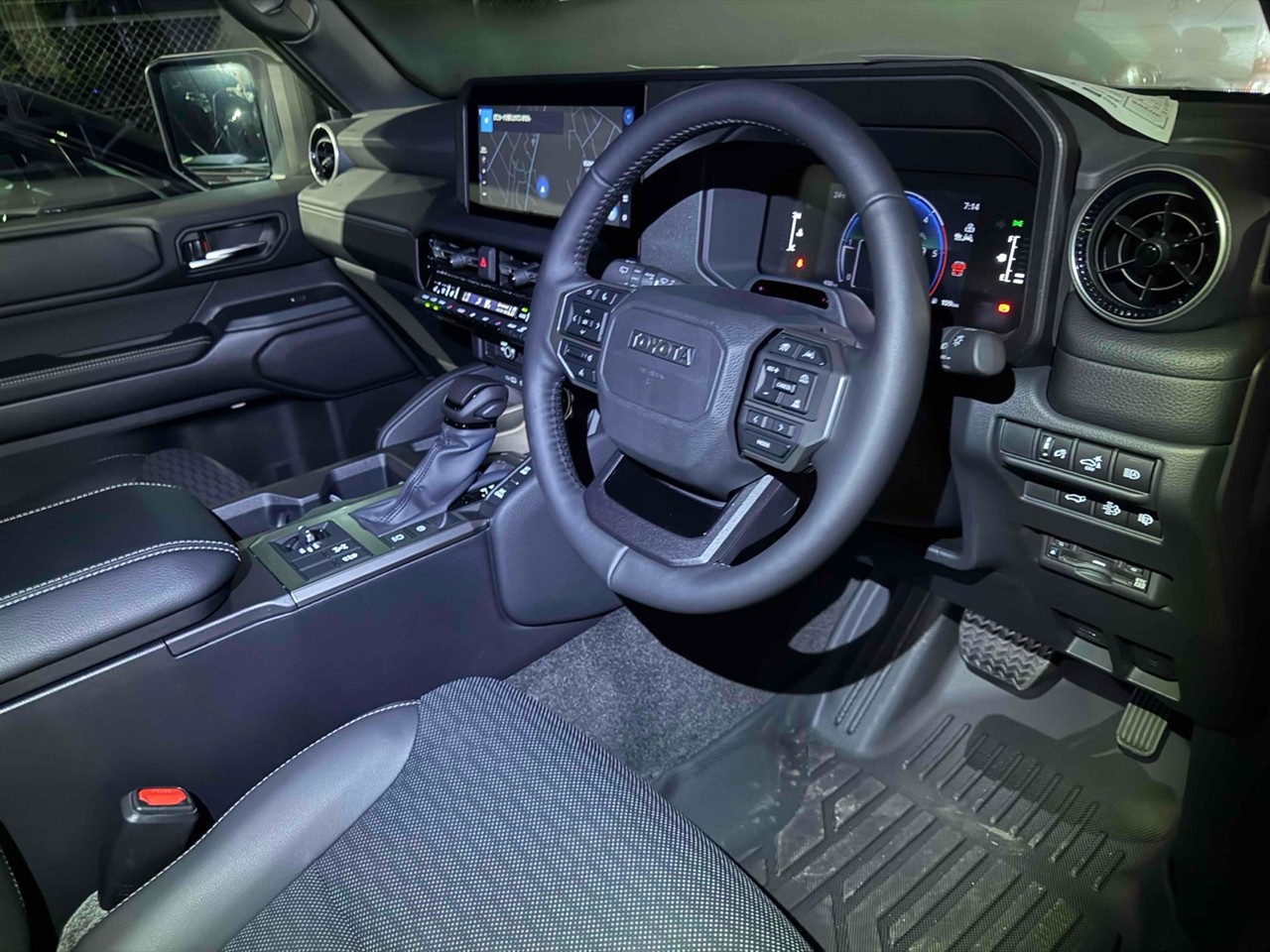 2025 Toyota Land Cruiser Prado