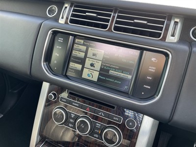 2015 Land Rover Range Rover - Thumbnail