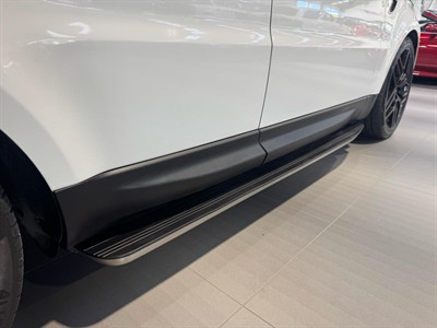 2017 Land Rover Range Rover - Thumbnail