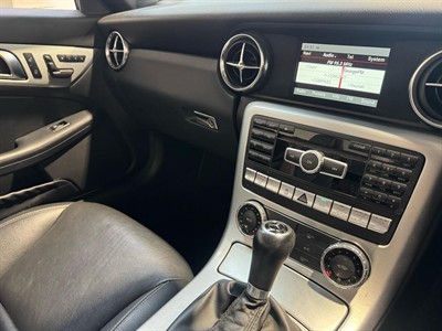 2014 Mercedes-Benz SLK 200 - Thumbnail