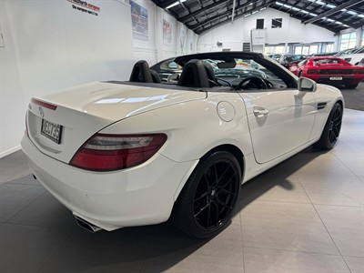 2014 Mercedes-Benz SLK 200 - Thumbnail