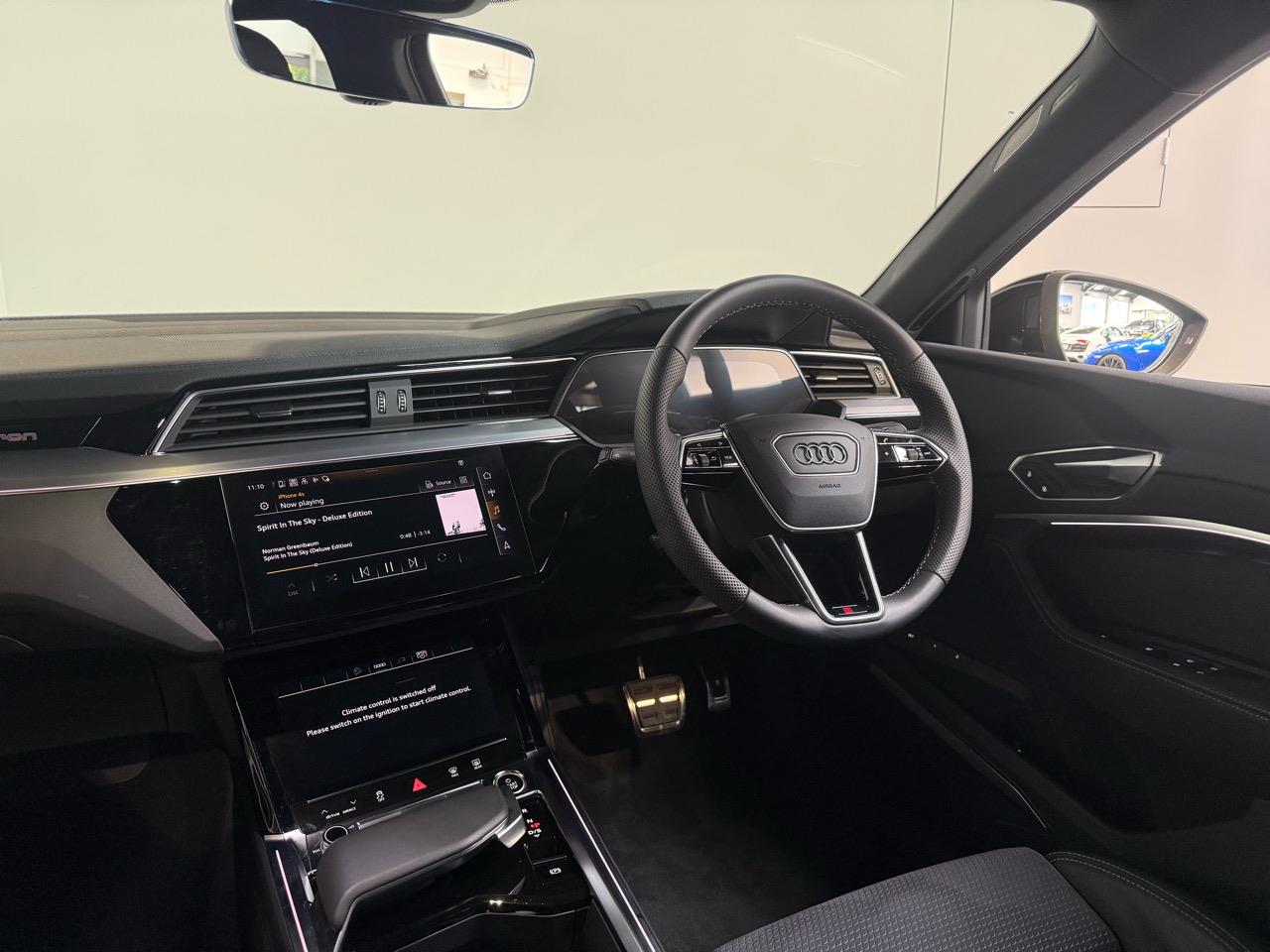 2024 Audi Q8