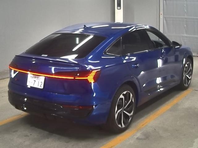2024 Audi Q8