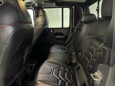 2022 Jeep Gladiator - Thumbnail