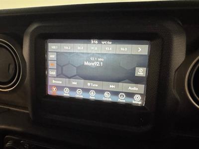 2022 Jeep Gladiator - Thumbnail