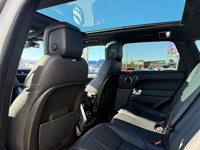 2020 Land Rover Range Rover - Thumbnail