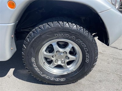 1997 Mitsubishi Pajero - Thumbnail