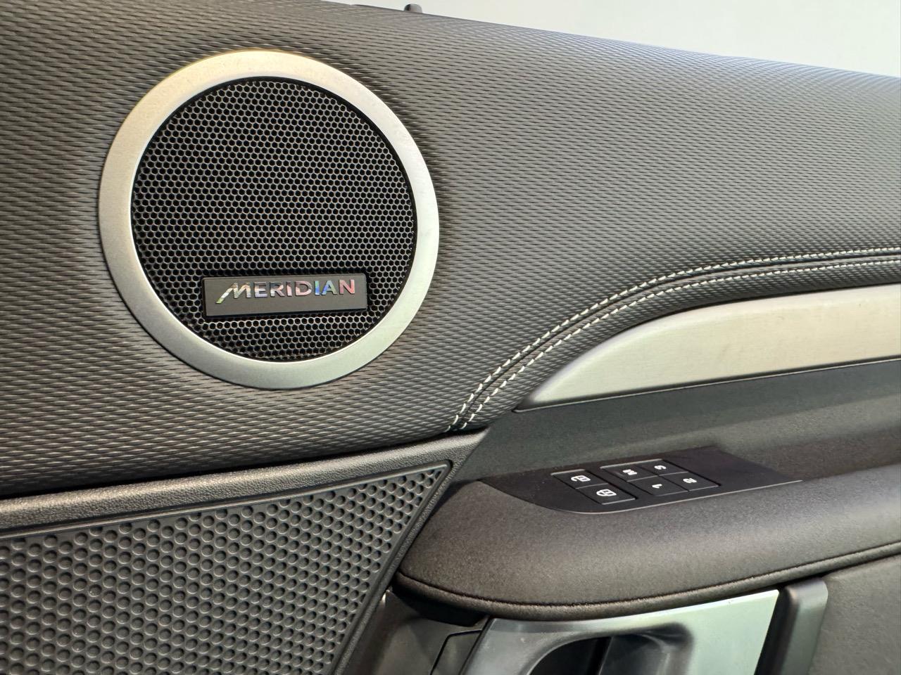 2023 Land Rover Discovery