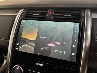 2023 Land Rover Discovery - Thumbnail