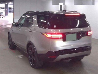 2023 Land Rover Discovery - Thumbnail