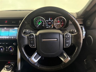 2017 Land Rover Discovery - Thumbnail
